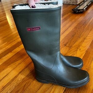 Tretorn lined brown rain boots